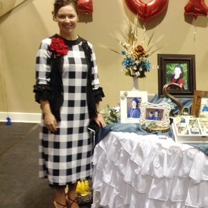 Dainty jewells dress🤗